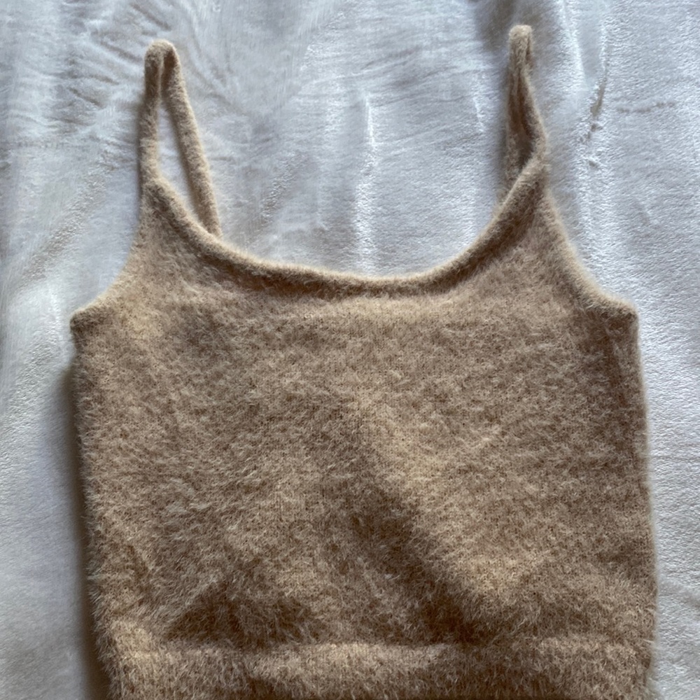 Kendall and Kylie cropped tank